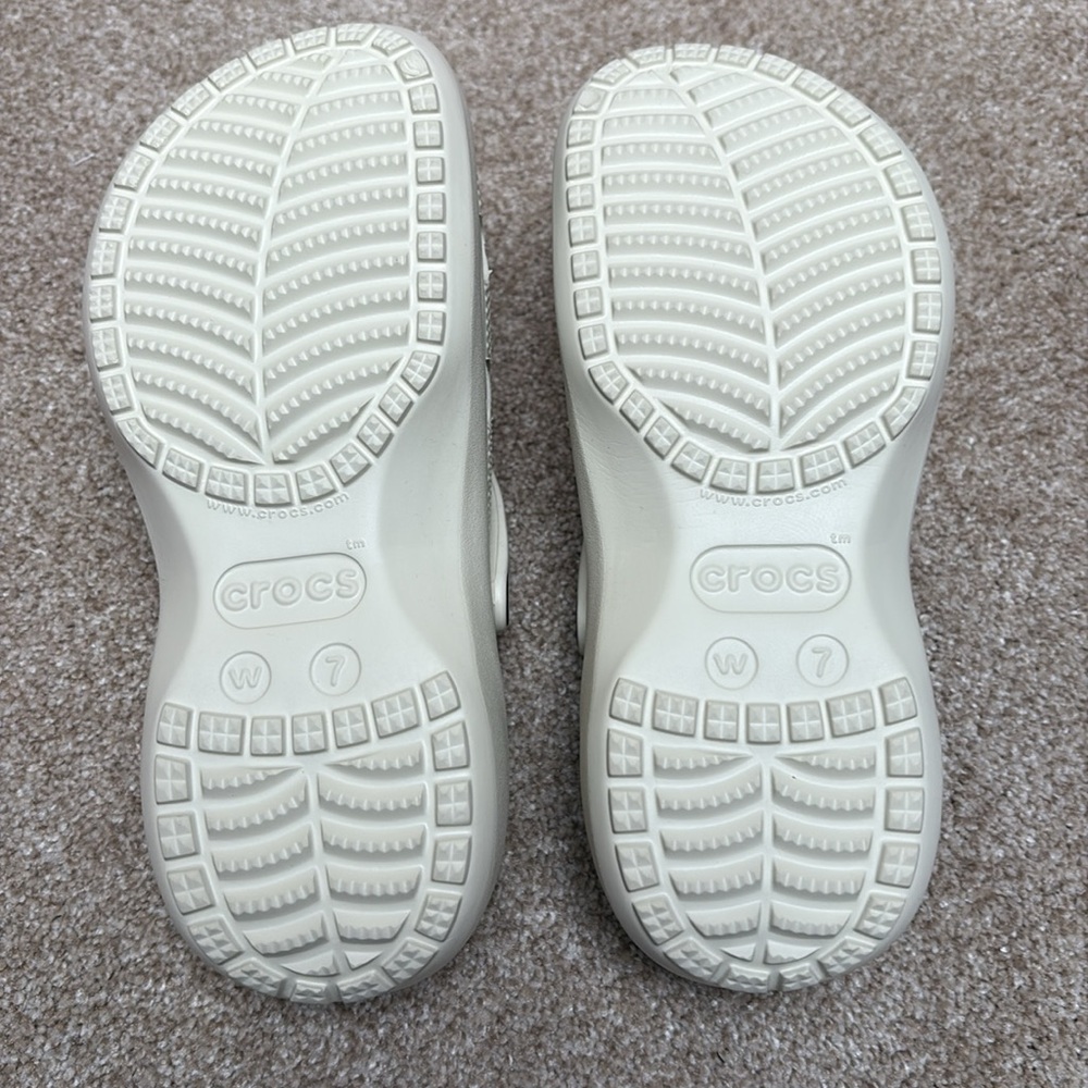 Crocs Classic Platform in Bone - Picture 3 of 5